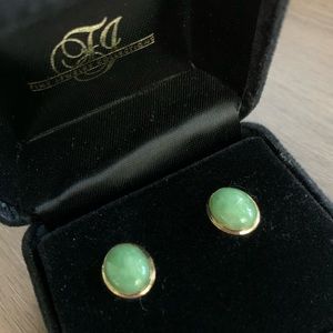 Jade and 14k yellow gold oval stud earrings